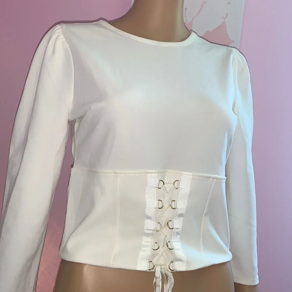 BNWT express blouse with lace up waist